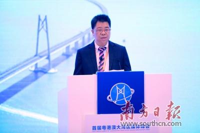澳门和香港一码免费大公中/全面贯彻与解释落实,澳门与香港一码免费大公中的全面贯彻与解释落实
